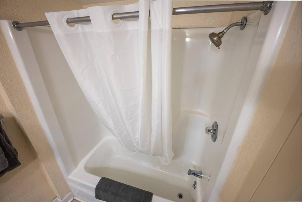 New Ocean Annie'S Oceanview Studio Heated Pools! Myrtle Beach Exterior foto